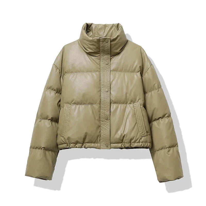 Women's cropped puffer jacket in chic modern fit, stylish quilted silhouette for everyday warmth