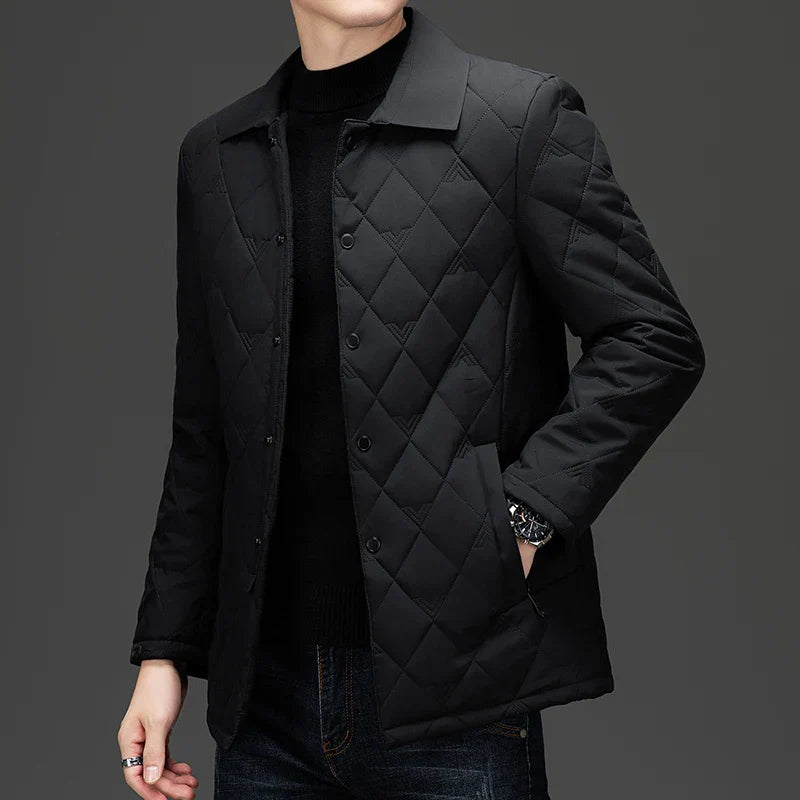 Women's lightweight diamond quilted winter jacket, minimal silhouette with smooth insulated finish