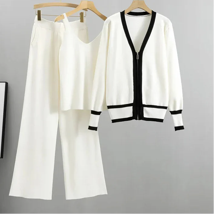 Women's relaxed fit zip-front cardigan and wide-leg pants matching set in chic two-piece style
