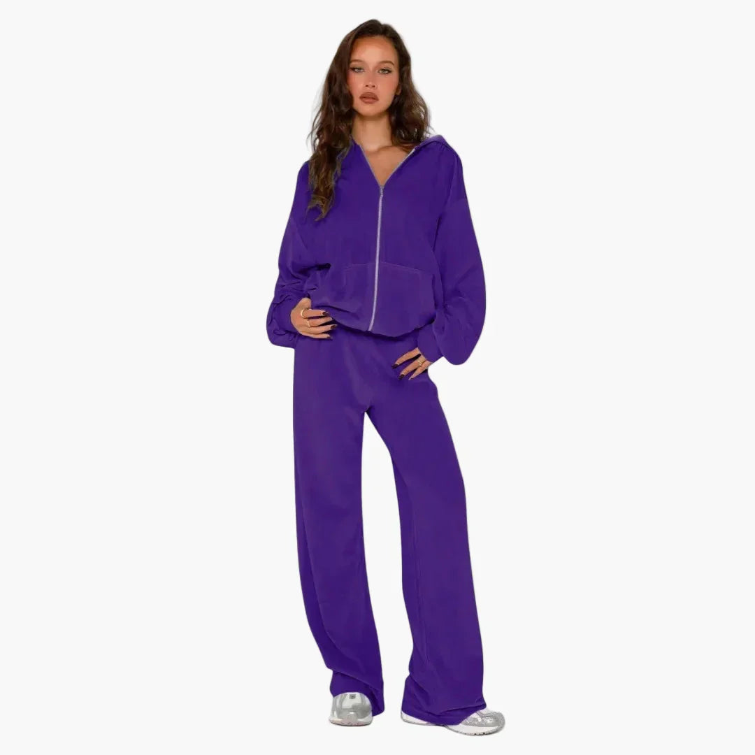 Women's oversized two-piece lounge set gray zip-up hoodie and loose pants cozy streetwear style