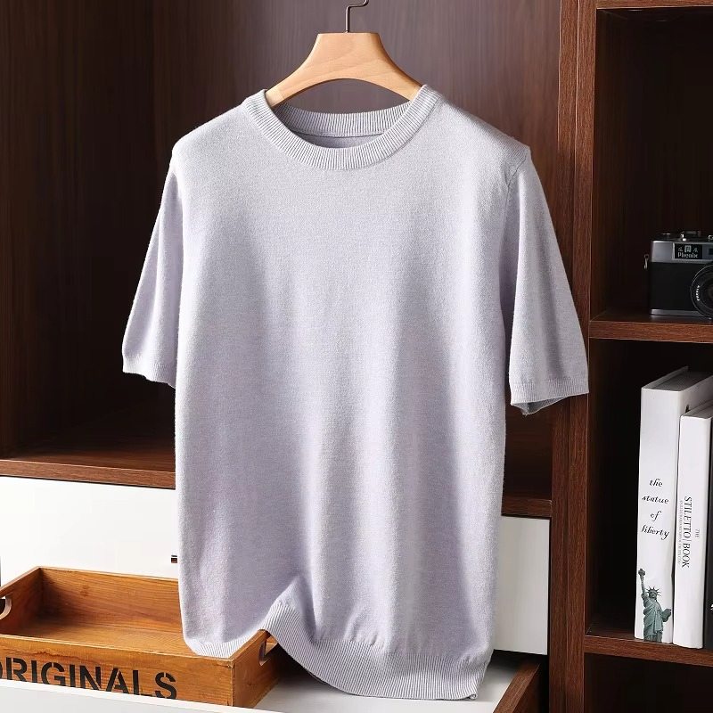 Men's ivory cashmere short sleeve O-neck sweater, lightweight fine-knit luxury design for modern style