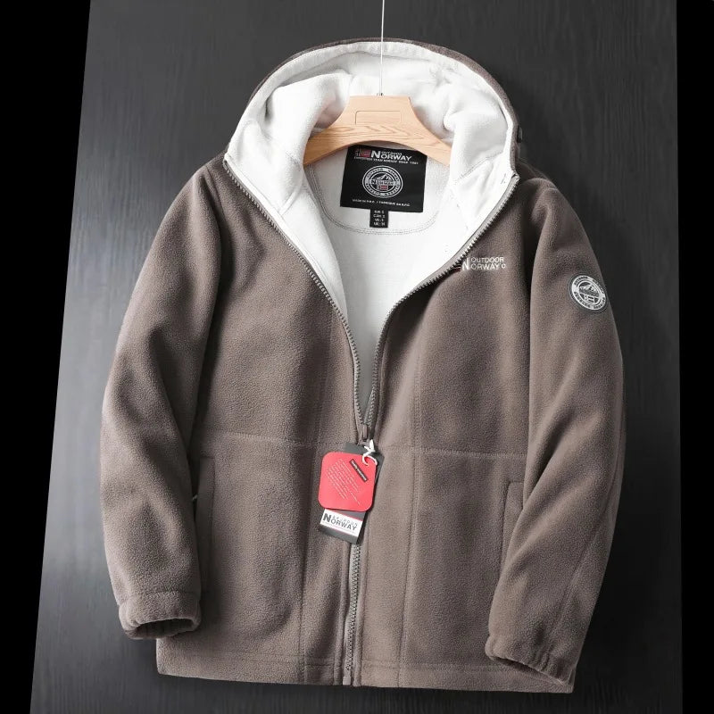 Men's warm hooded fleece jacket modern silhouette soft interior versatile outdoor layer easy pairing