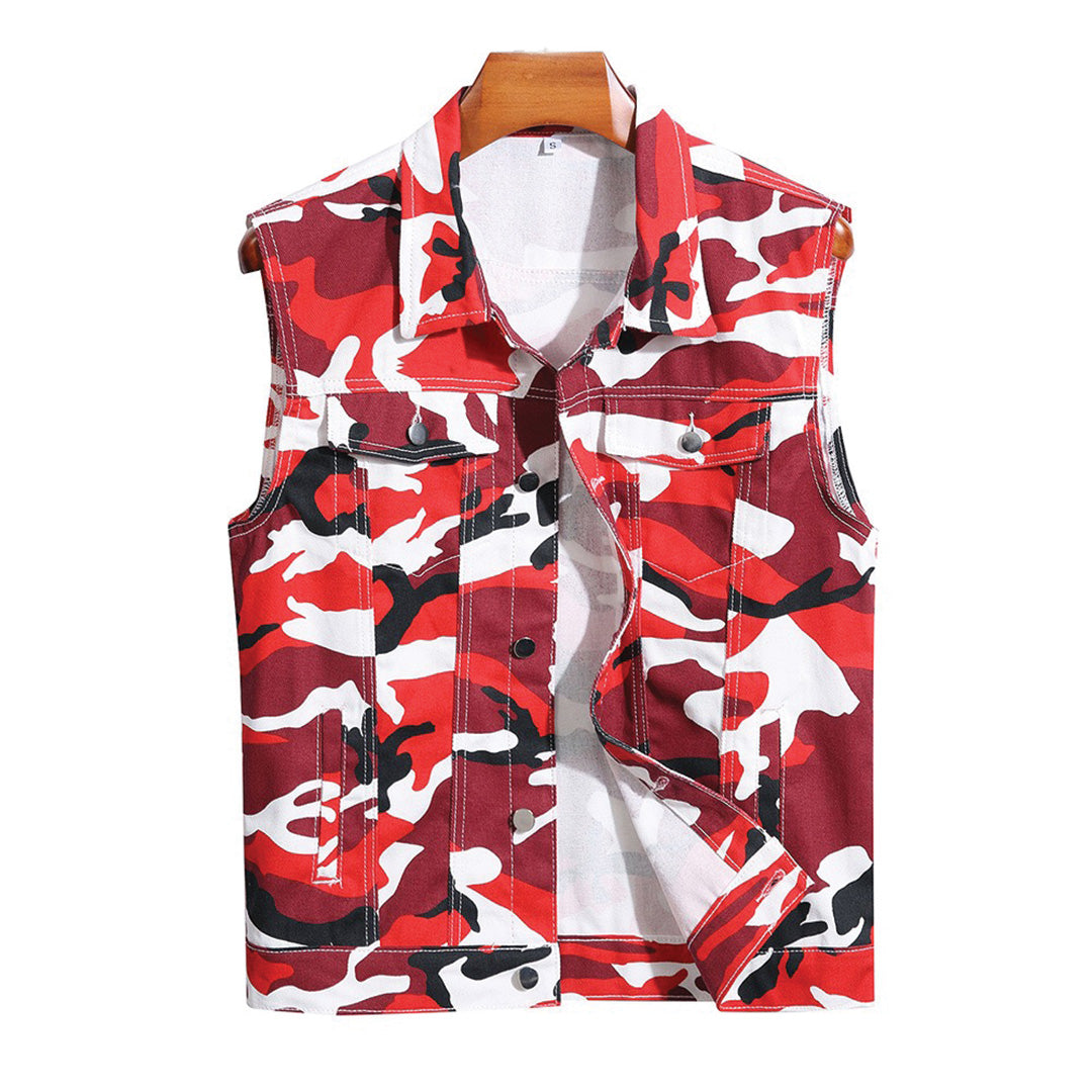 Camouflage memory shell vest bold camo pattern regular fit with functional flap pockets streetwear style