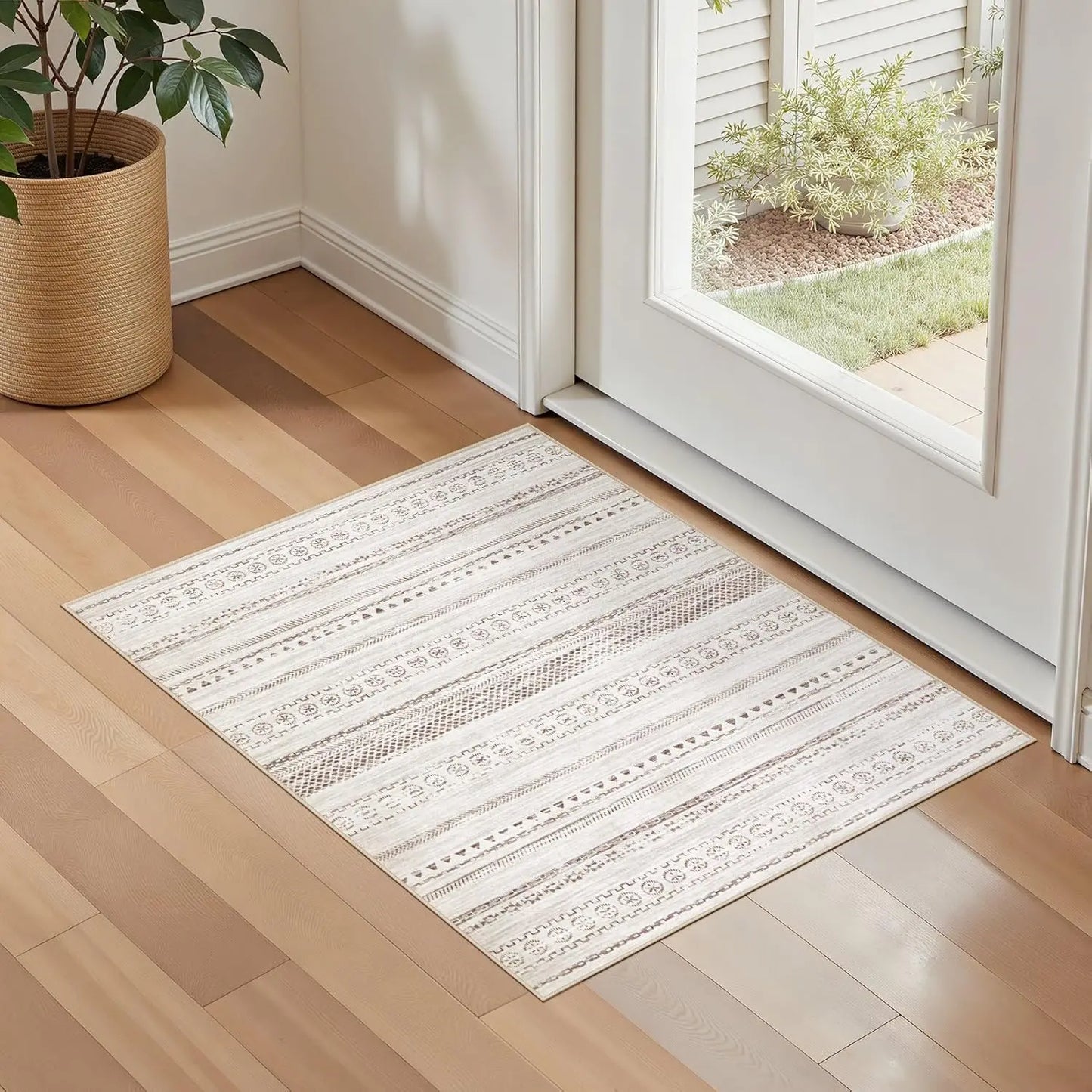 Washable Moroccan geometric boho farmhouse indoor rug, non-slip, for bedrooms and dining areas