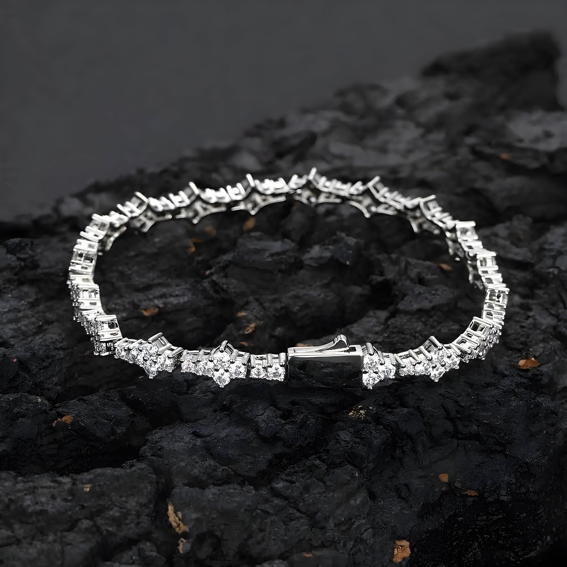 Silver cable chain bracelet with rhinestone four-petal flower motif, elegant everyday jewelry for women