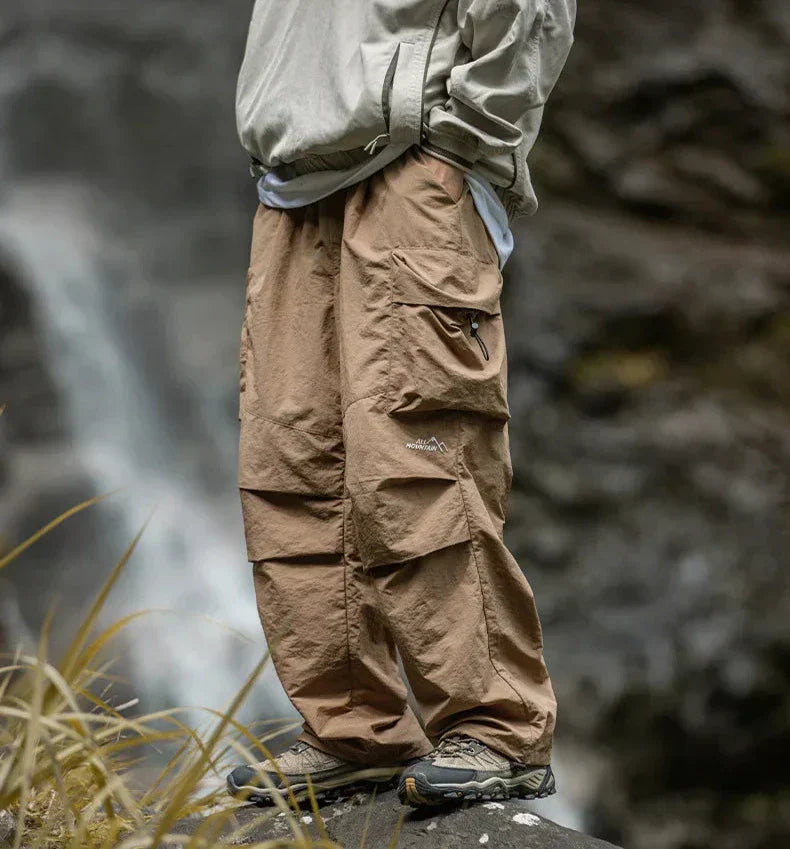 Lightweight elegant outdoor pants classic silhouette versatile smart-casual design for all-day comfort