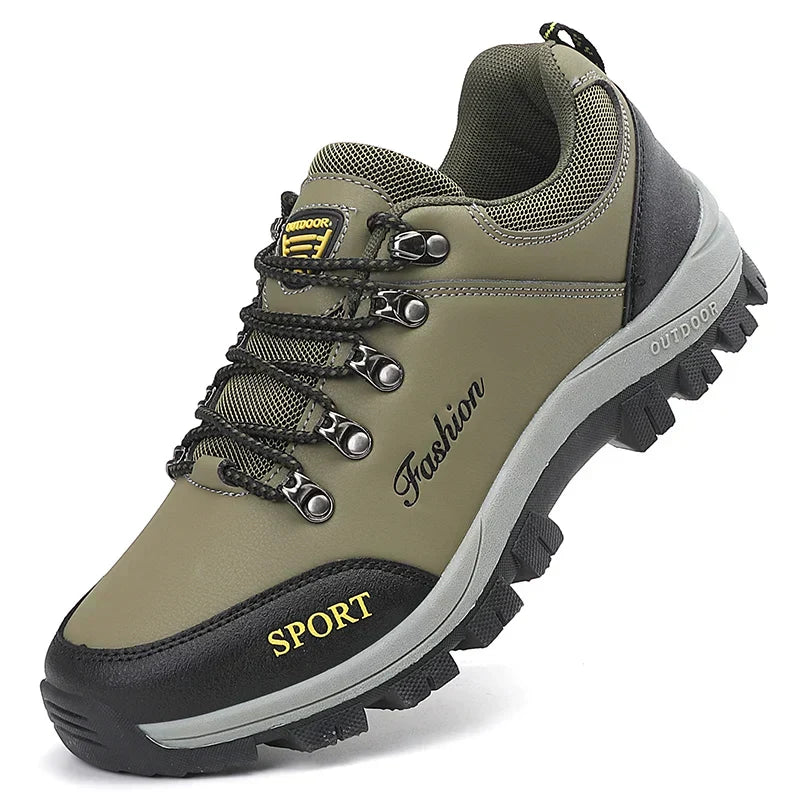 Men's low-top hiking shoes breathable mesh upper reinforced toe rugged all-season traction outdoor