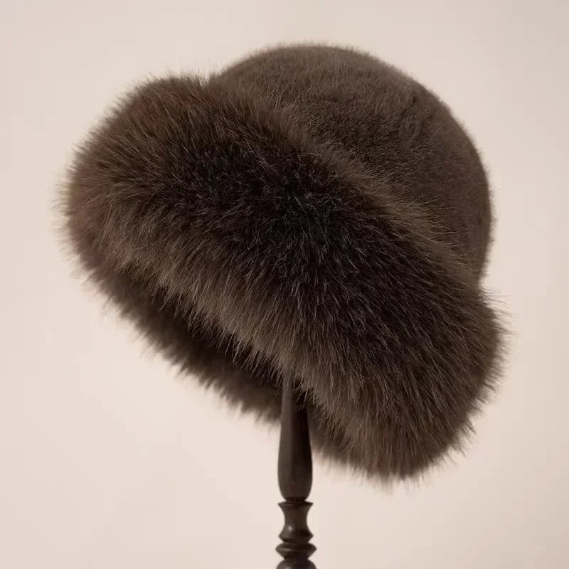 Women's wool-blend fur hat rounded fit rolled brim plush texture cozy elegant cold-weather style