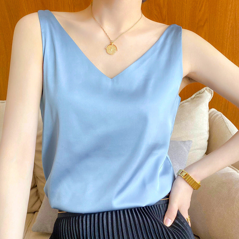 Women's Ella V-neck top flattering silhouette soft breathable fabric versatile everyday essential