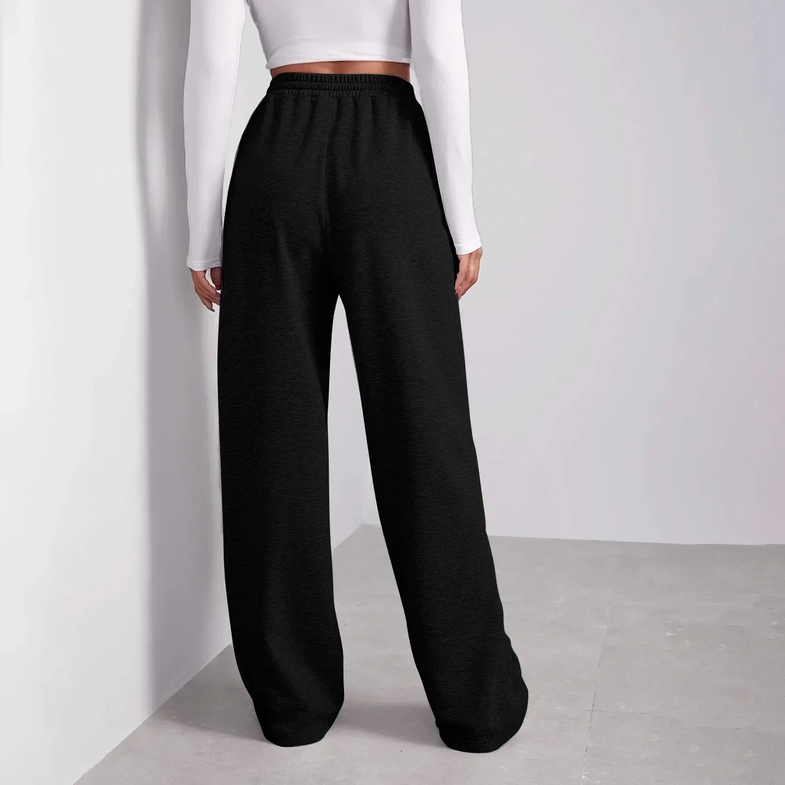 Women's tailored fit pants all-season versatile silhouette with refined comfortable design