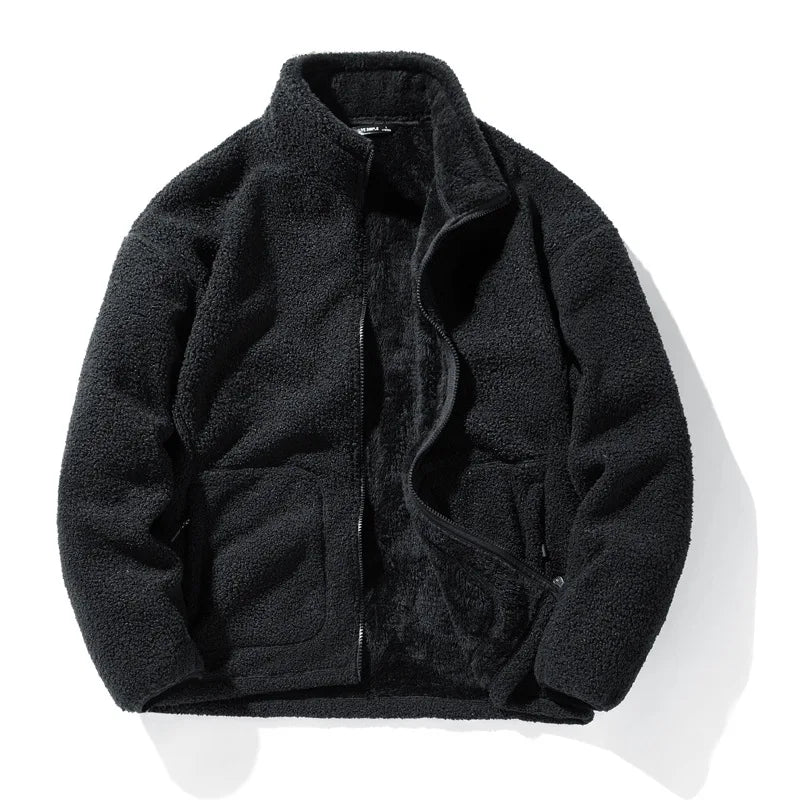 Men's relaxed fit full-zip hip-length fleece jacket with front pockets for everyday warmth