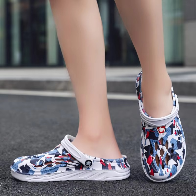 Unisex EVA clog sandals lightweight breathable slip-on design with ventilated upper for all-day comfort