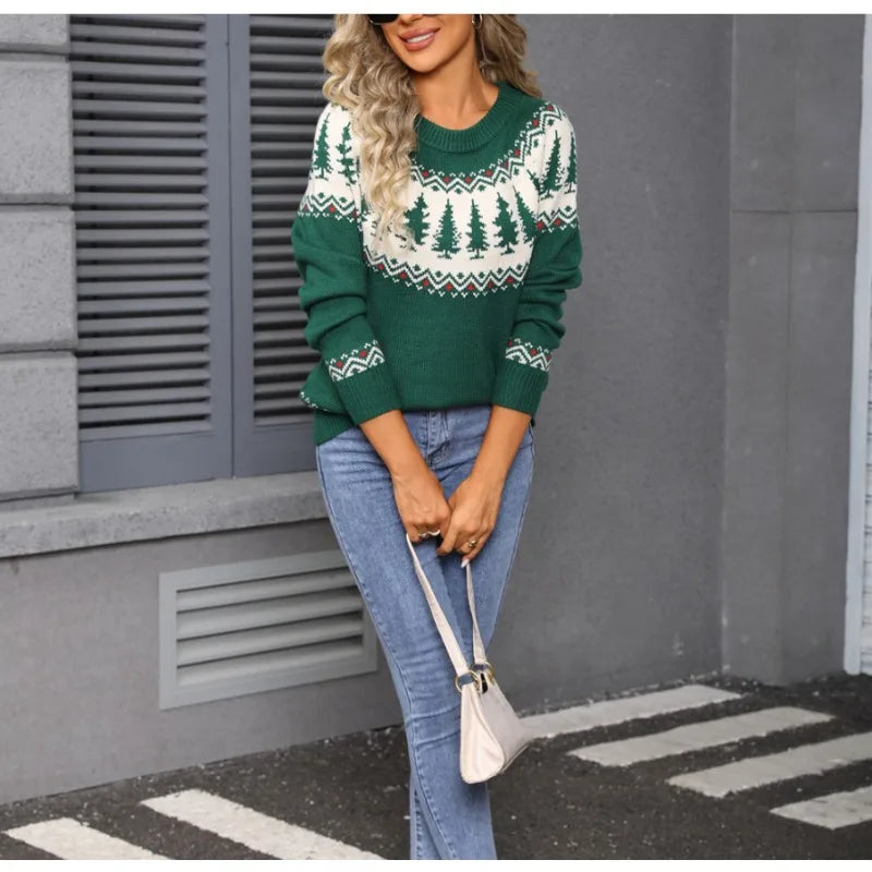 Hanna festive knit sweater in cozy soft fabric with cheerful Christmas pattern for holiday style
