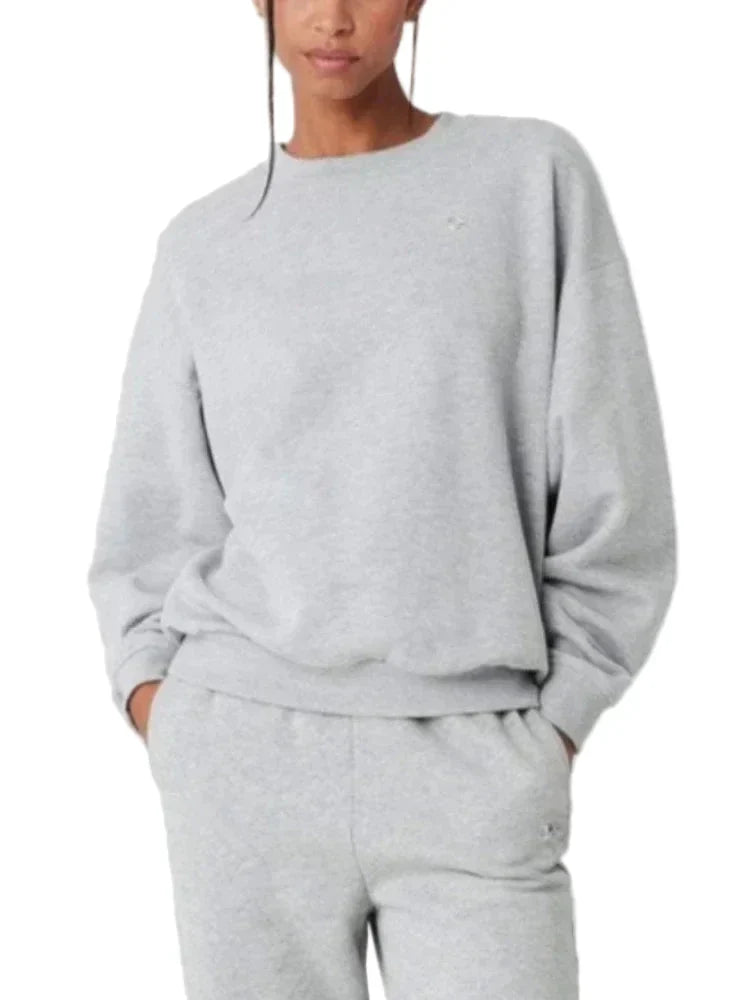 Women's oversized sweatshirt relaxed fit casual sport style with subtle chest embroidery ultra comfort