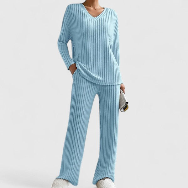 Women's relaxed fit knit pajama set soft cozy sleepwear coordinated two-piece lounge style