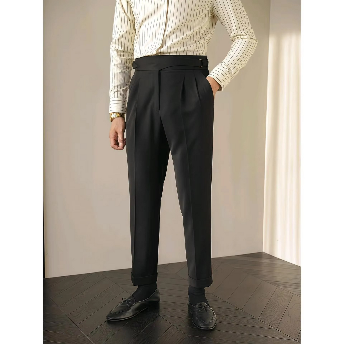 Men's high-waist slim fit pleated trousers, vintage British style with Paris buckle detail