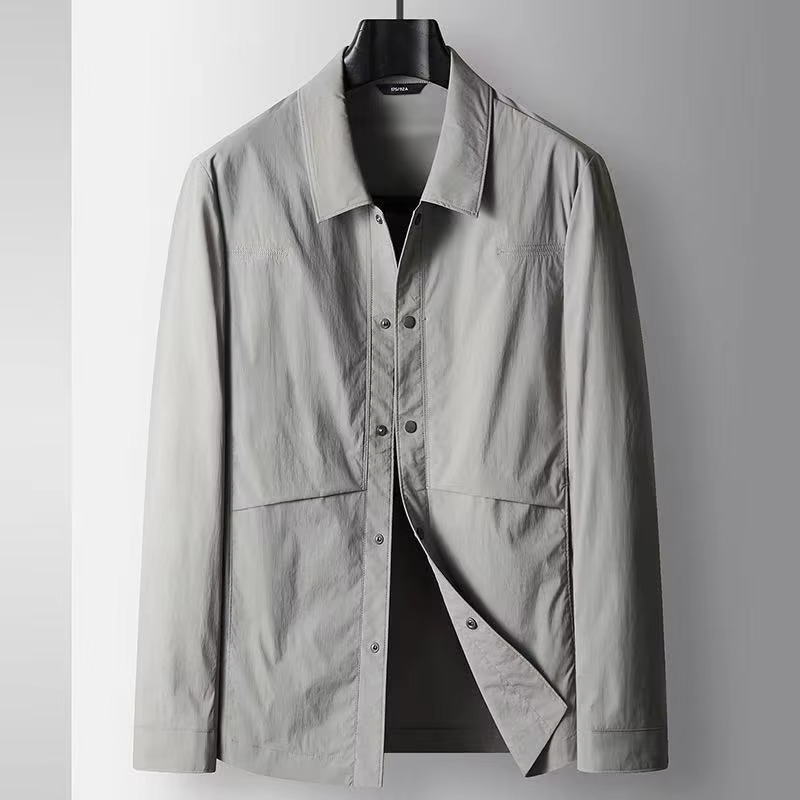 Men's navy blue wrinkle-resistant business casual jacket with tailored slim fit for office and travel