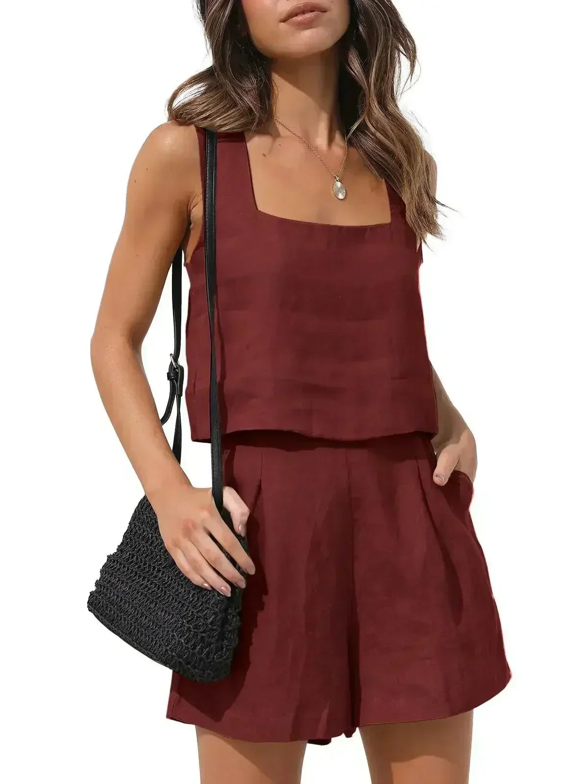 Women's beige linen summer set elegant silhouette breathable fabric chic style for warm days