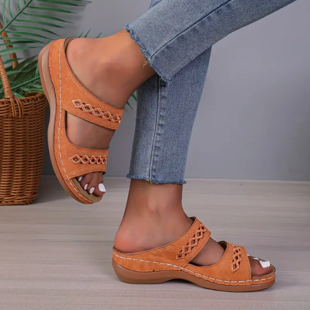 Women's Claire lightweight open-toe summer sandals with adjustable hook-and-loop straps in neutral tones