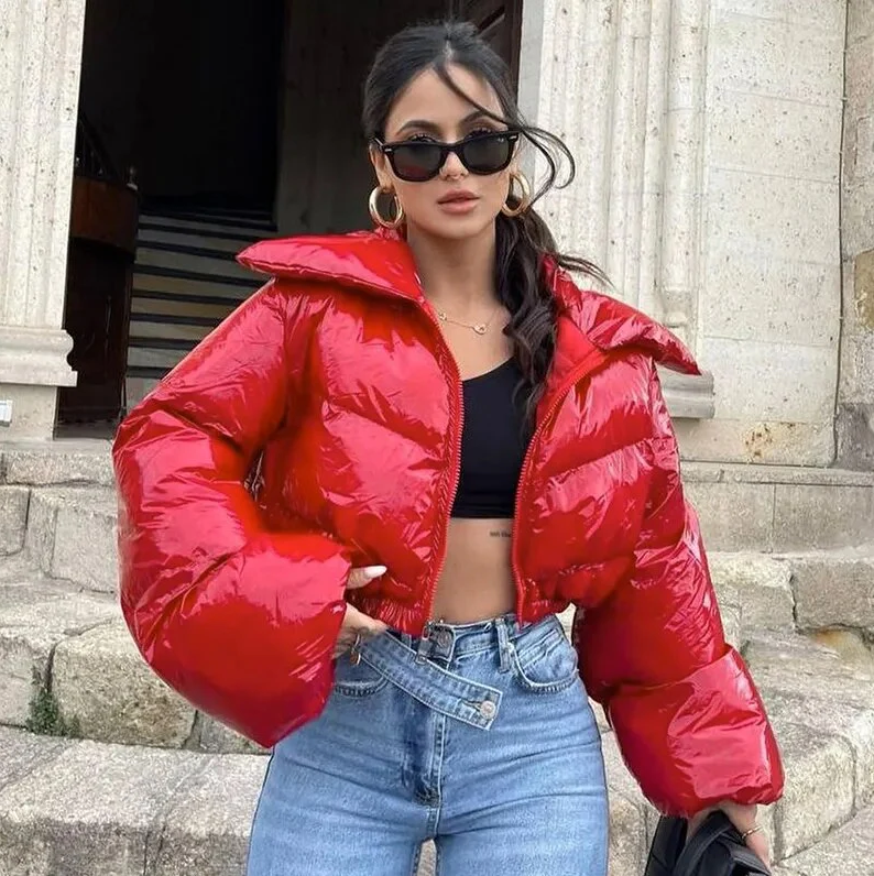 Women's cropped quilted puffer jacket lightweight warm chic sporty silhouette everyday winter wear