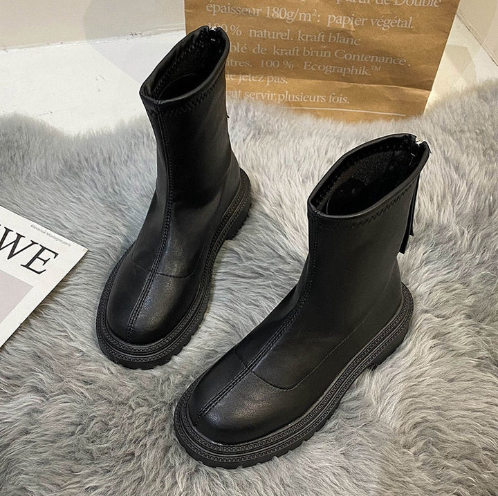 Women's Madelin elegant black boots sleek modern silhouette with durable sustainable materials
