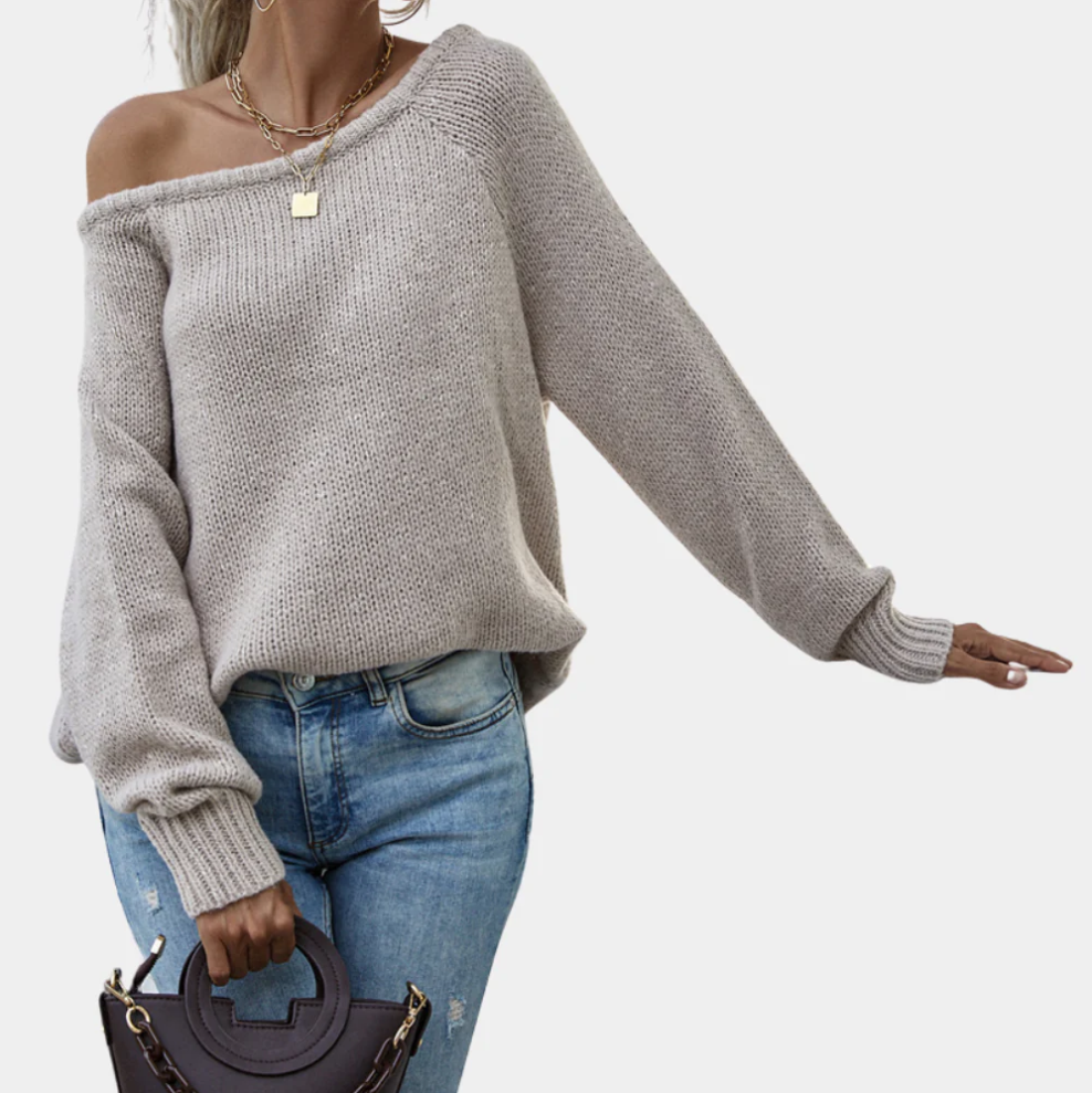Women's Lina relaxed-fit knit sweater in soft sustainable fabric for cozy everyday comfort