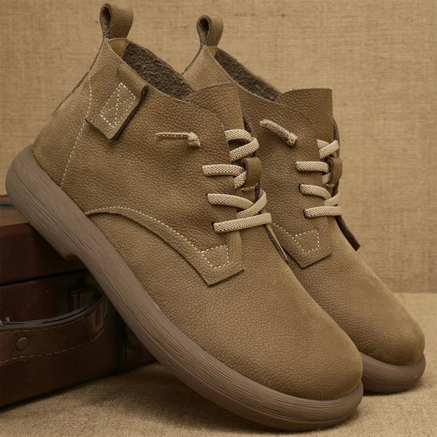 Arthur men's casual lace-up shoes neutral tone versatile everyday comfort slip-resistant sole