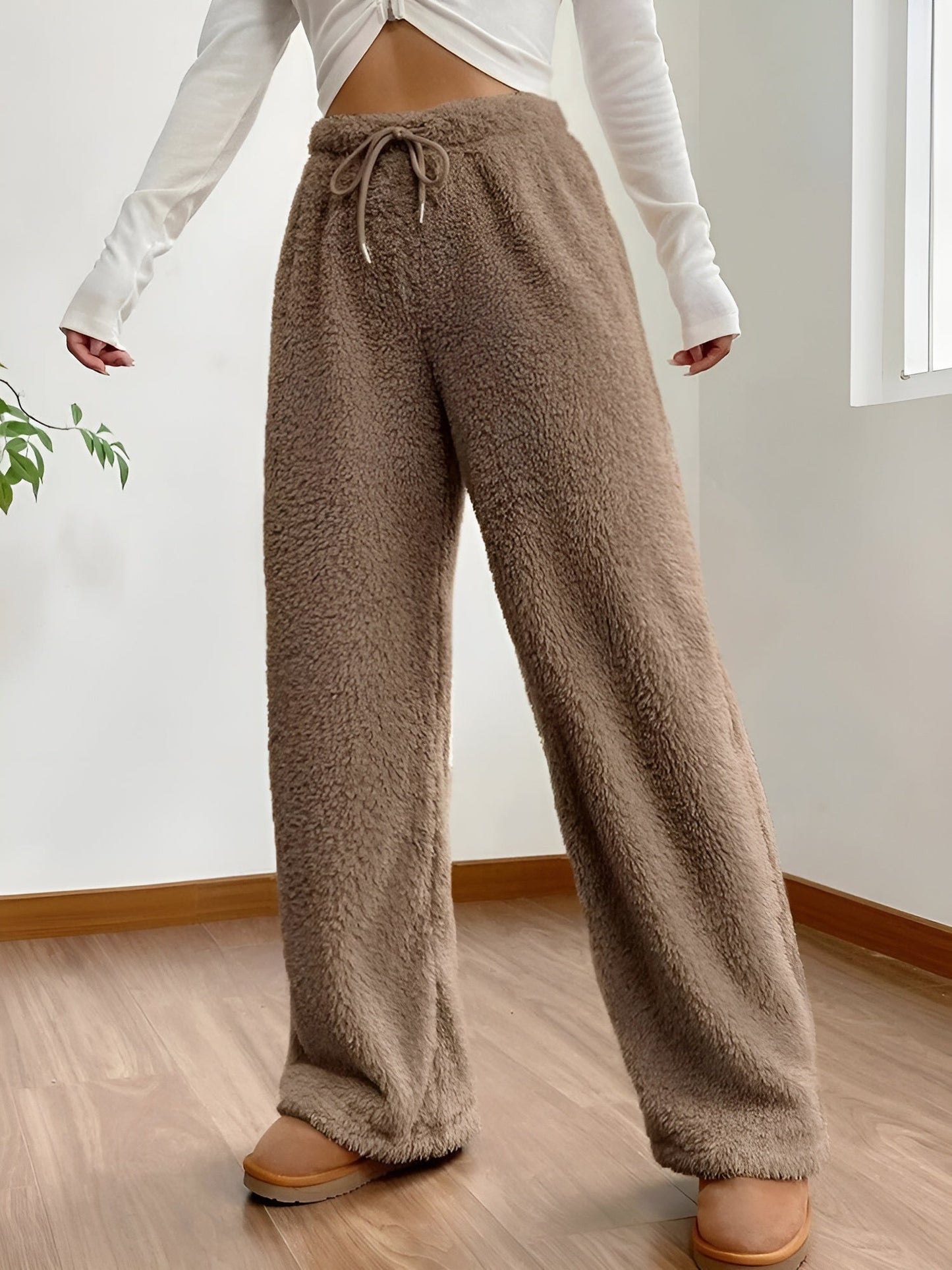 Women's Brooklyn loose fit winter lounge pants soft cozy fabric relaxed silhouette for all-day comfort