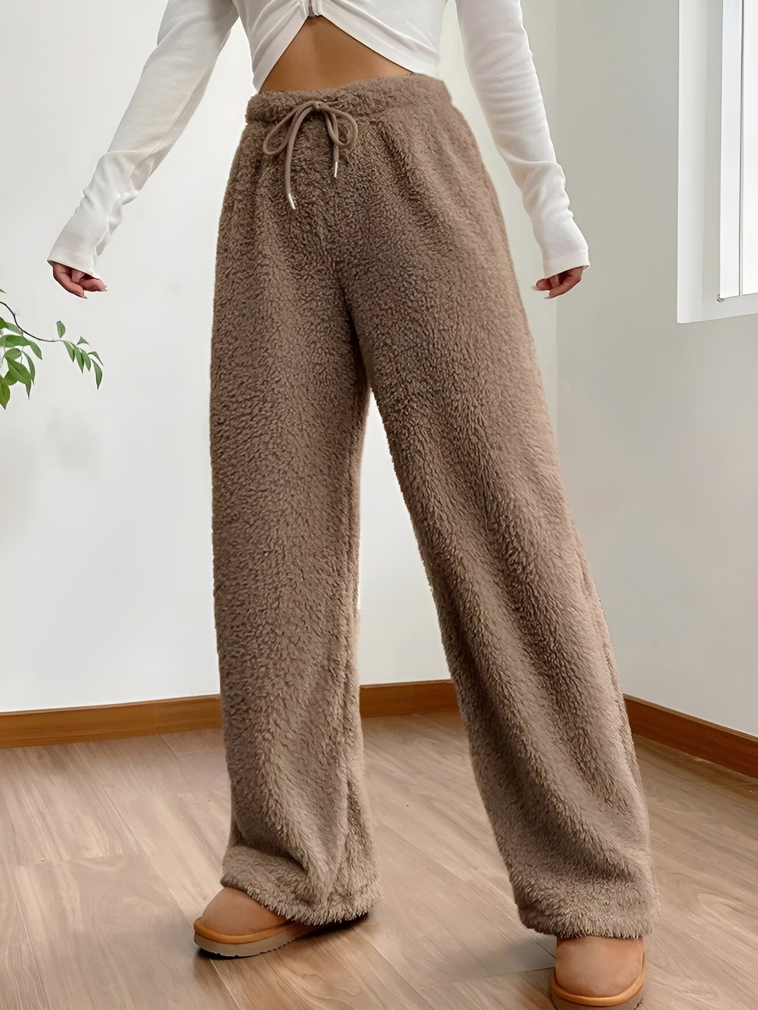 Women's Brooklyn loose fit winter lounge pants soft cozy fabric relaxed silhouette for all-day comfort