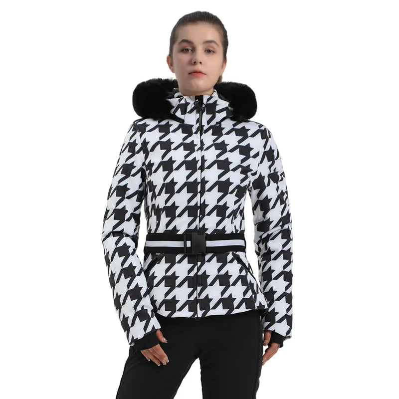 Women's patterned winter ski jacket structured fit bold contemporary print layering-ready outdoor outerwear