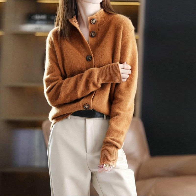 Women's relaxed fit cardigan soft breathable fabric front button closure casual everyday layering piece