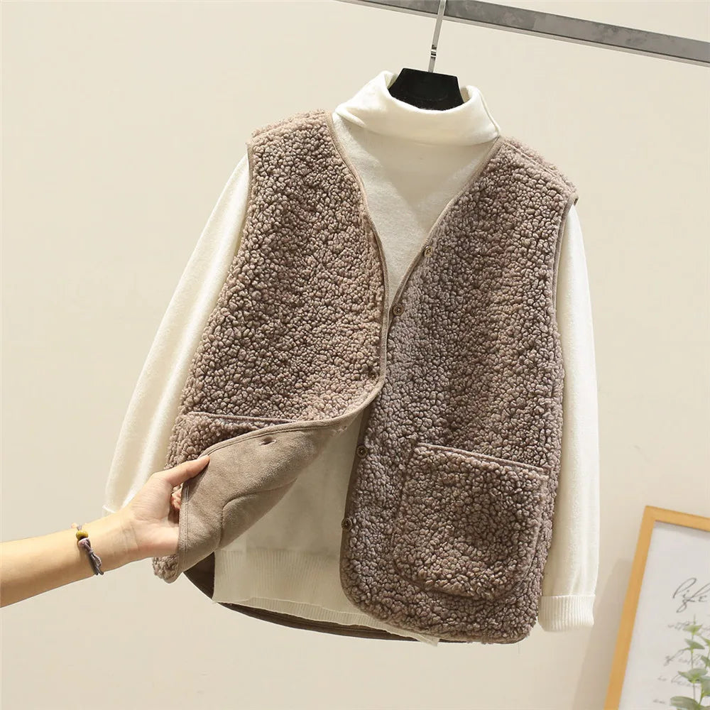 Cascade lightweight lamb wool blend vest button-front unisex layering piece with side pockets