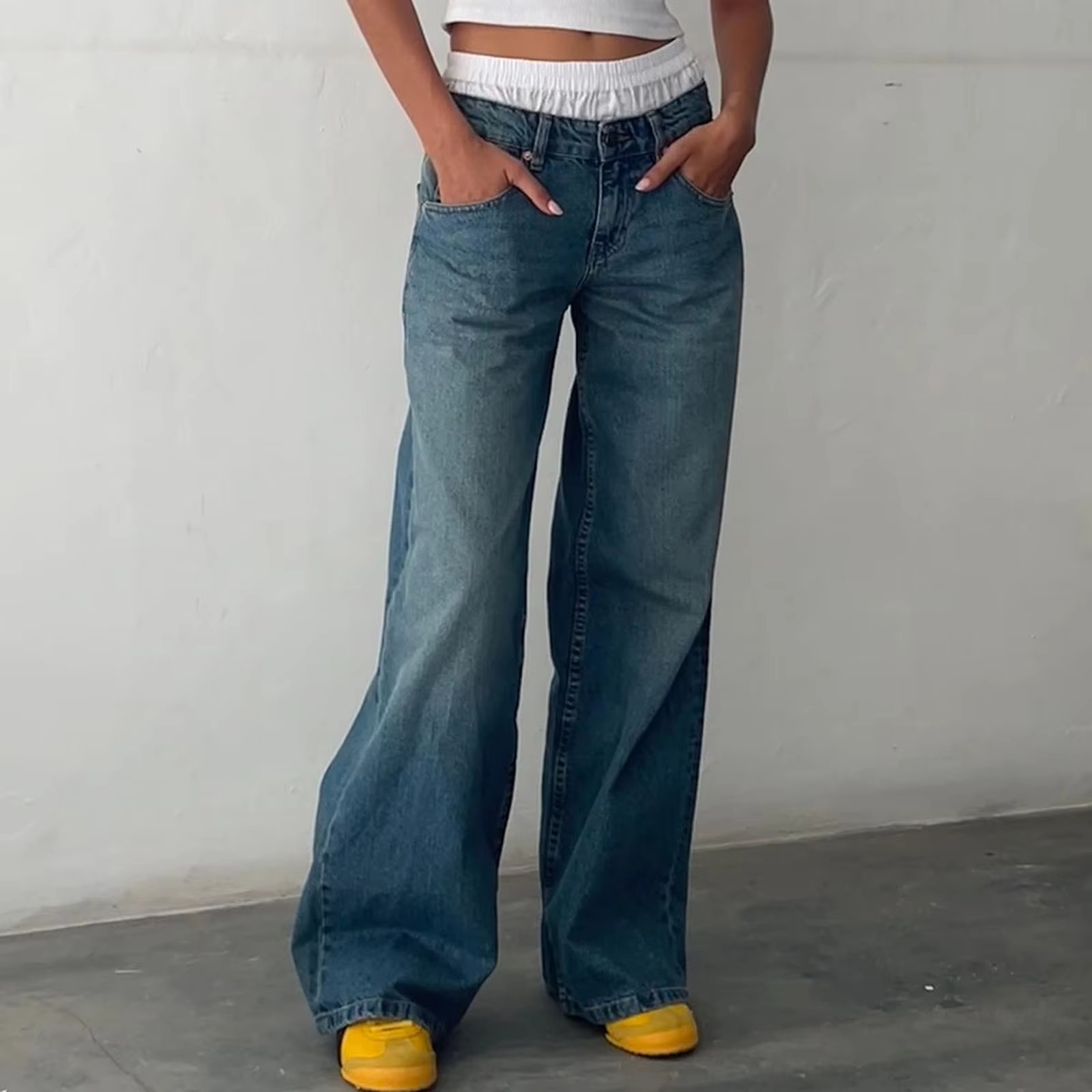 Women's retro washed mid-rise straight leg jeans in vintage blue soft cotton denim flattering fit