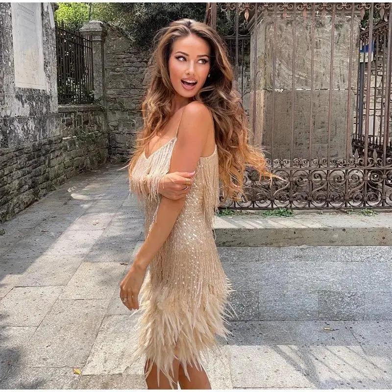 Women's silver sequin cocktail dress, Roaring Twenties inspired sleeveless party wear with dazzling shimmer