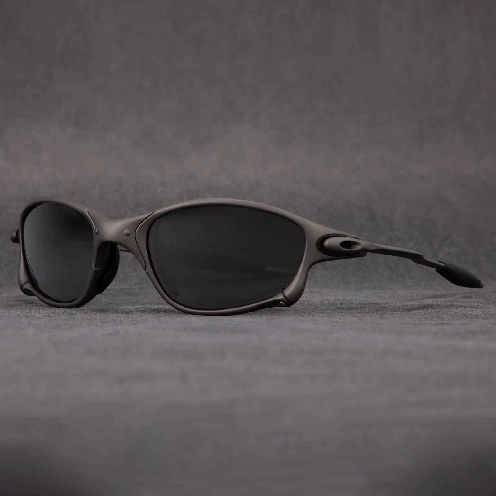 Men's polarized wraparound sports sunglasses with lightweight frame for outdoor activities