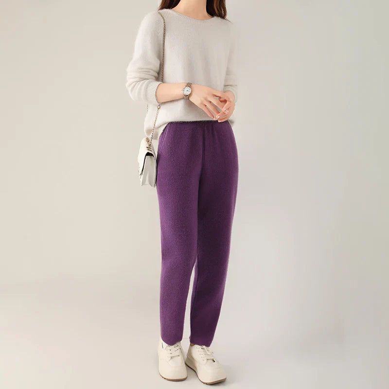 Women's Mileena wool pants by TrendAura, modern silhouette with cashmere lining for premium warmth