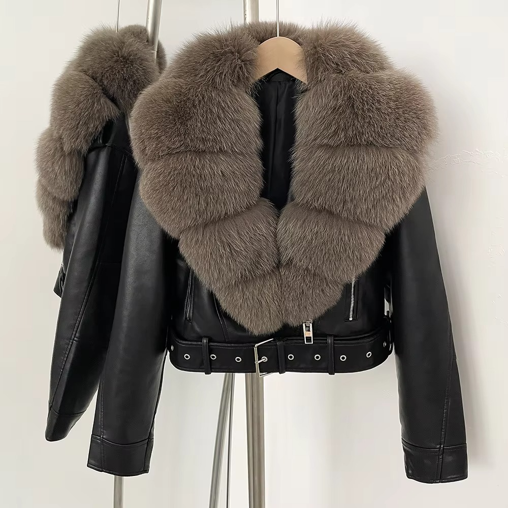 Women's black faux leather coat faux fur collar lightweight slim-fit chic winter style