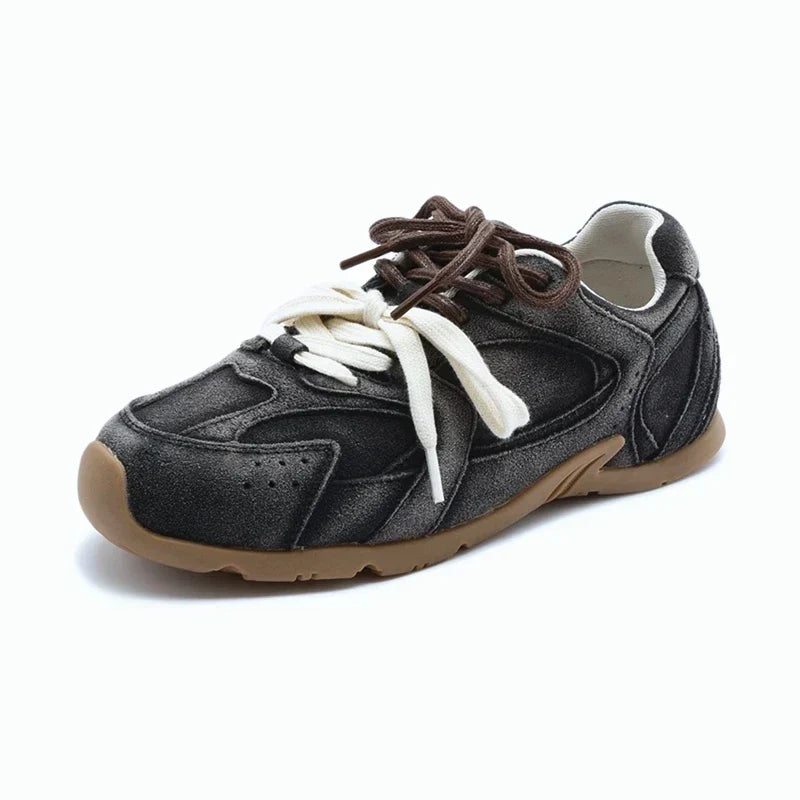 Dorian low-profile suede sneakers in neutral tones with cushioned insole and double lace detail