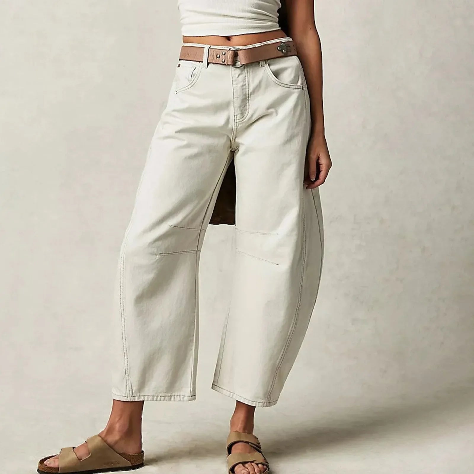 Women's light wash wide-leg cropped jeans mid-rise relaxed fit for everyday casual style