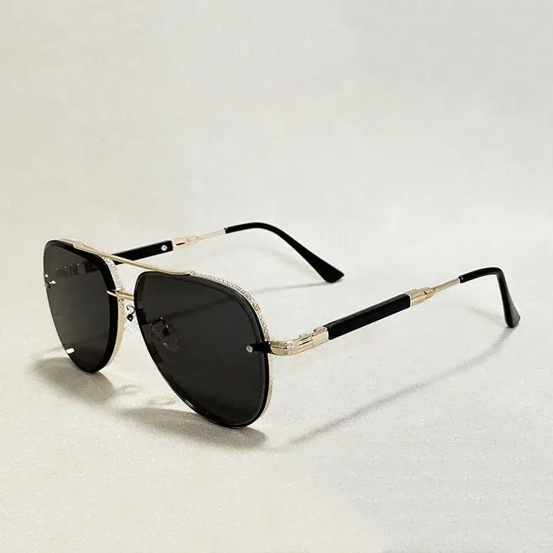 Skyline Luxe aviator sunglasses gradient lenses gold etched detailing UV400 trendsetter eyewear