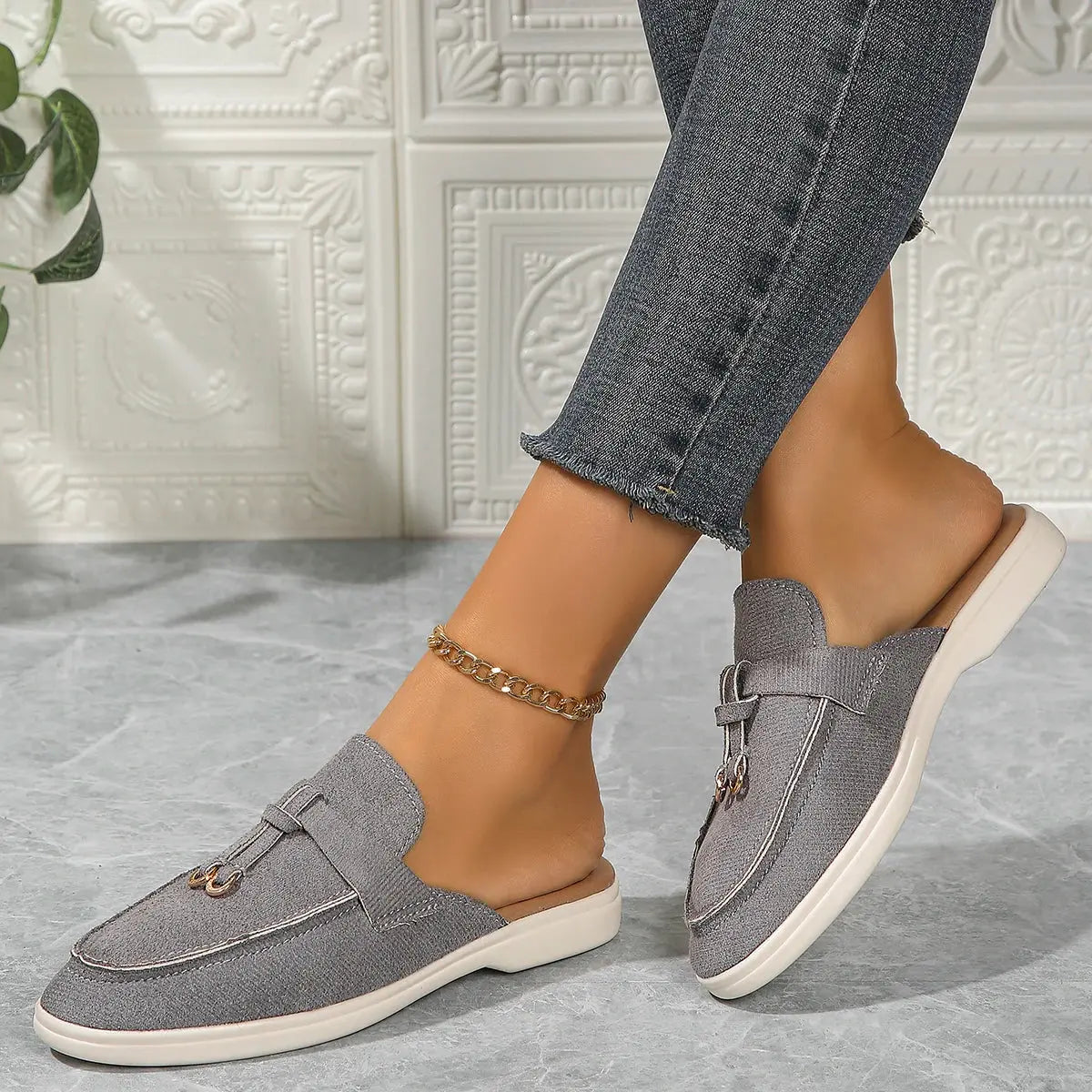 Women's slip-on casual sneakers lightweight flexible sole everyday comfort ideal for errands