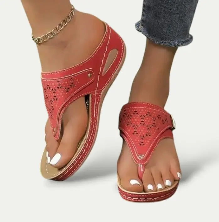 Women's slip-on comfort sandals with soft arch support, cushioned footbed, versatile neutral design