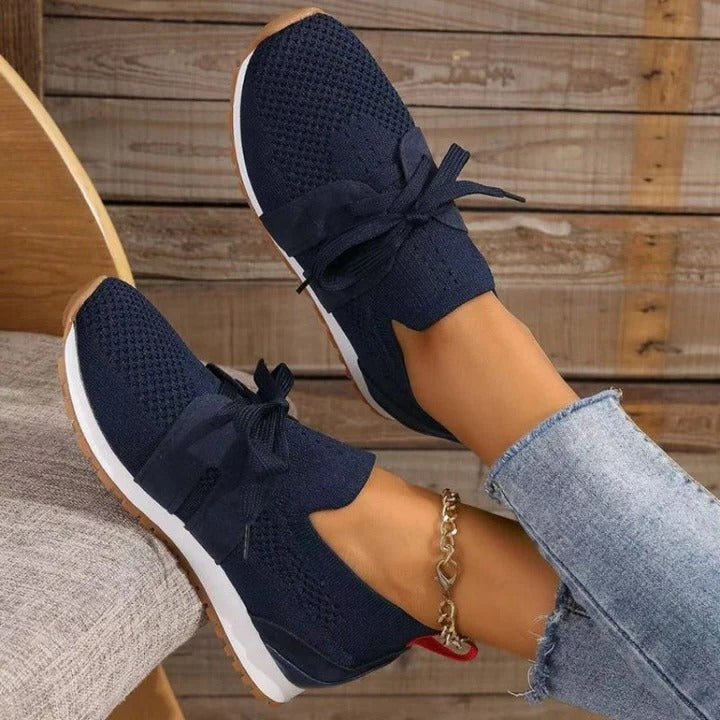 Women's low-cut sneakers neutral minimal design lightweight everyday comfort versatile casual shoes