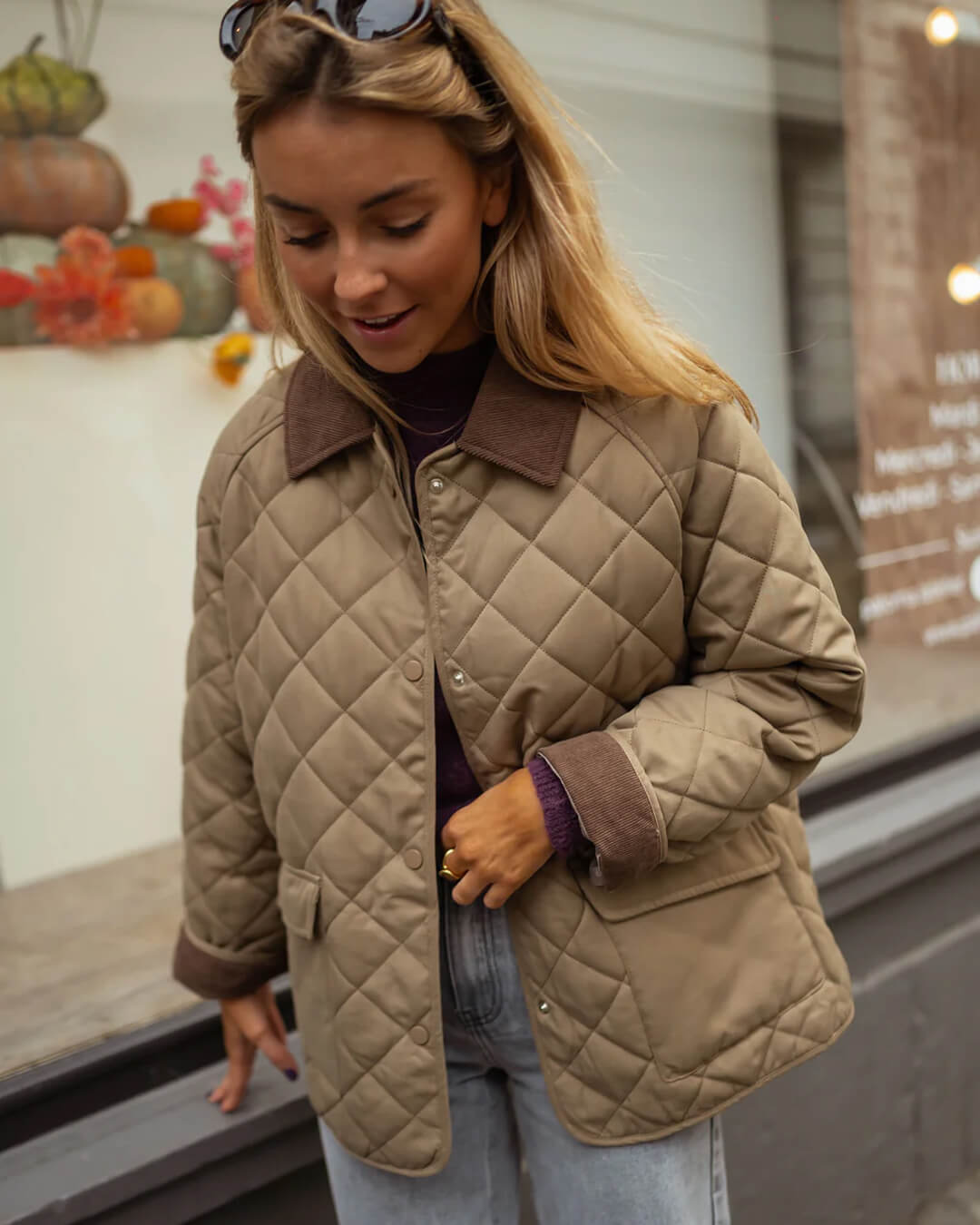 Women's quilted winter jacket slim silhouette casual outerwear with textured quilted pattern