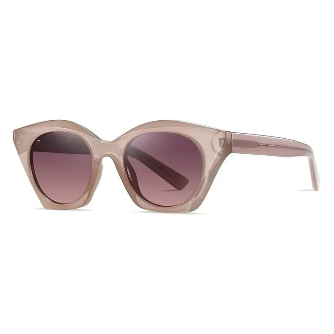 Stella Glamour cat-eye sunglasses with gradient lenses, bold feminine silhouette for fashion-forward women