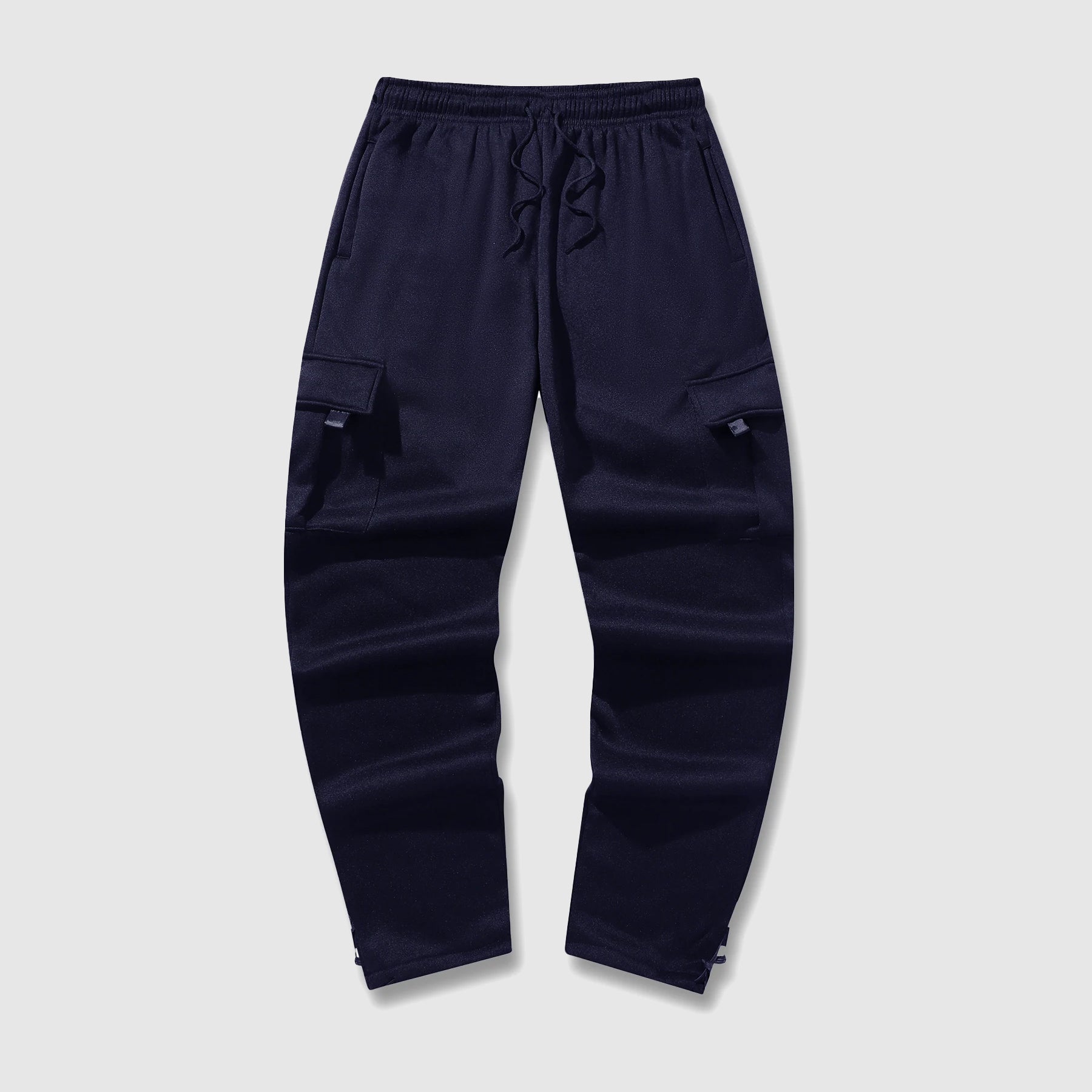 Men's insulated thermal fleece jogger pants straight cut streetwear style with cargo pockets for cold weather