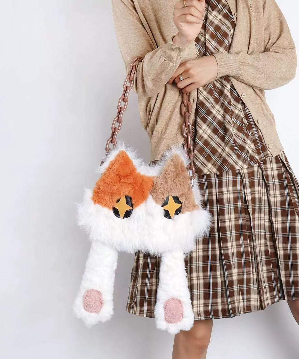 Sac à bandoulière en fourrure duveteuse style chat blanc asymétrique - Urbann-Vibe