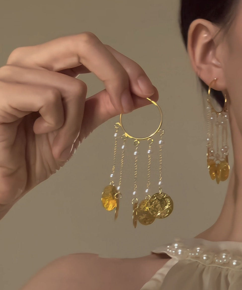 Boucles d'oreilles créoles élégantes en alliage de cuivre doré avec pampilles et perles - Urbann-Vibe