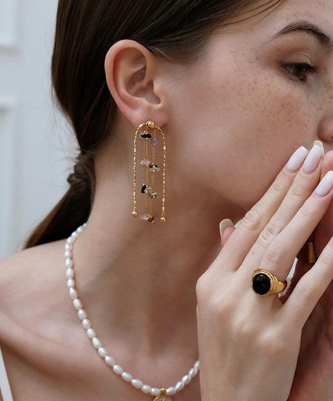 Boucles d'oreilles pendantes élégantes en or et cuivre avec pampilles en pierre arc-en-ciel - Urbann-Vibe