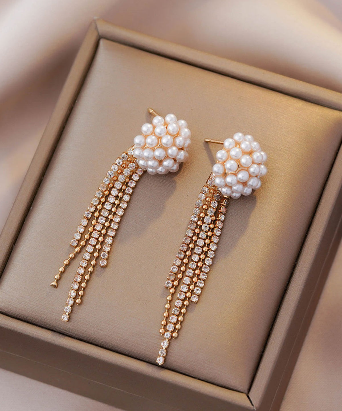Boucles d'oreilles pendantes élégantes en or, argent et argent avec perles surdorées - Urbann-Vibe